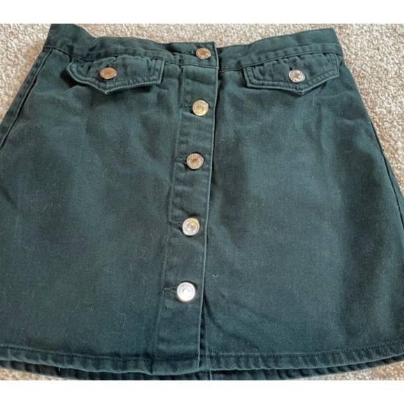 Forever 21 Blackish Green Short Skirt Size Small - Picture 2 of 14